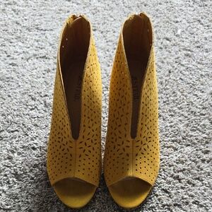 JustFab Mustard Peep-Toe Heels